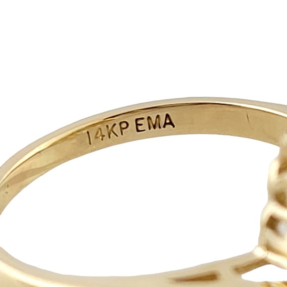 Vintage 14K Yellow Gold Emerald and Diamond Ring Size 7.25 #13537 - Picture 3 of 7